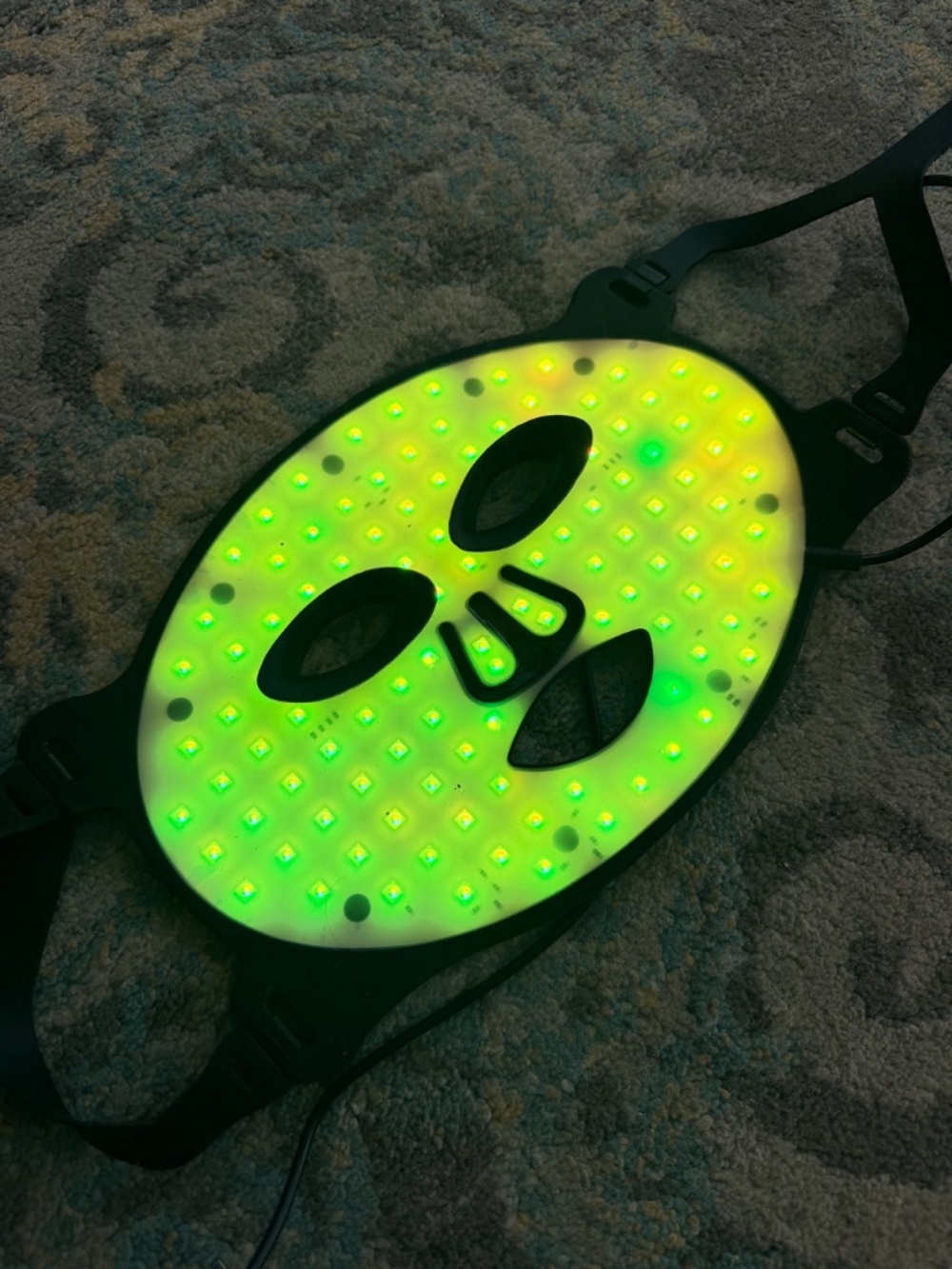 Red Light  Mask - Picture 6 of 9